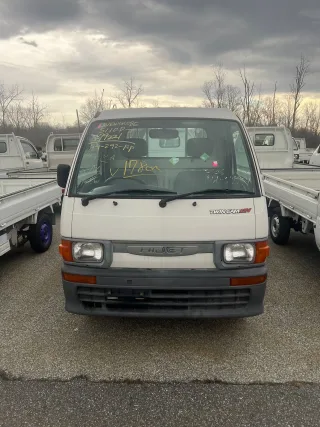 1996 Daihatsu Hijet — photo 3 of 7