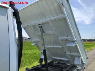 1994 Suzuki Carry Mini Dump Truck - Boeki USA — White 4WD Mini Dump Trucks, photo 8 of 11
