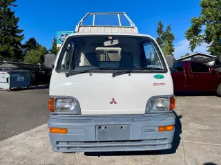 1995 Mitsubishi Minicab SD Dump 4WD, 2Hi-4Hi-4Lo, PS, AC, 5MT, LSD — White Mini Dump Trucks, photo 1 of 9