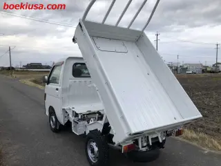 1996 Daihatsu Hijet Mini Dump Truck - Boeki USA — White 4WD Mini Dump Trucks, photo 3 of 11