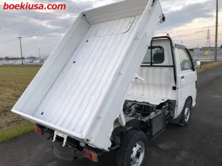 1996 Daihatsu Hijet Dump — White 4WD Mini Dump Trucks, photo 4 of 11