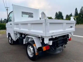 1997 Daihatsu Hi-Jet HD PTO Dump 4WD, 2Hi-4Hi-4Lo, AC 5MT Difflock — Passo White Mini Dump Trucks, photo 8 of 9