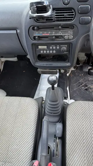 1997 Daihatsu HiJet Dump Truck, right-hand drive Japanese import, stock KTD-0153 (photo 11)