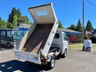 Passo White 1998 Daihatsu Hi-Jet PTO HD Dump 4WD, 2Hi-4Hi-4Lo, AC, 5MT, D-Lock mini dump truck, stock KTD-0163 (photo 9)