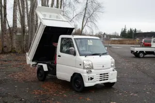 1999 Mitsubishi Minicab HD Dump 4WD, 2Hi-4Hi-4Lo, PS, AC, 5MT, LSD — Calgary White Mini Dump Trucks, photo 8 of 9