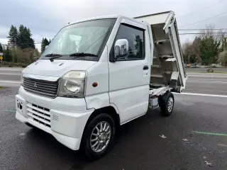 2000 Mitsubishi Minicab HD Dump 4WD, 2Hi-4Hi-4Lo, AC, PS, 5MT, LSD — Passo White Mini Dump Trucks, photo 3 of 9