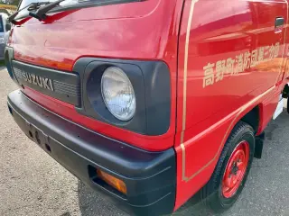 Red 1990 Suzuki Carry Classic Fire 4WD, 2Hi-4Hi-4Lo, 4MT, Collector kei truck for sale, stock KTD-0209 (photo 9)