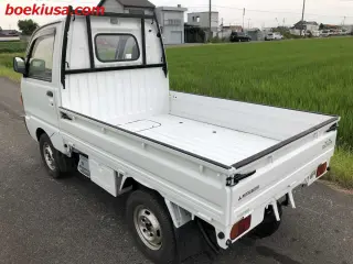 1991 Mitsubishi Minicab Truck — White 4WD Kei Trucks, photo 3 of 11