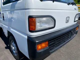 1993 Honda Acty Attack 4WD Mid-Engine, UL-UR 4MT, Diff Lock — White Kei Trucks, photo 8 of 9