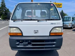 1994 Honda Acty Super Delux RealTime 4WD, Mid-Engine, 5MT — Taffeta White Kei Trucks, photo 1 of 9
