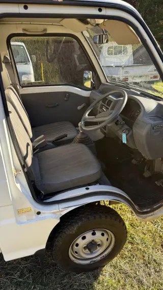 1994 Subaru Sambar KS4 5 Speed 4WD • E1 Granny Gear — 4WD Kei Trucks, photo 3 of 11
