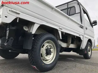 1994 Suzuki Carry Truck — White 4WD Kei Trucks, photo 6 of 11