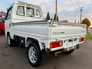 1995 Honda Acty Super Delux RealTime 4WD Mid-Engine, 5MT — White Kei Trucks, photo 5 of 9