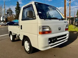 1995 Honda Acty Town RealTime 4WD, Mid-Engine, AC, 5MT — Taffeta White Kei Trucks, photo 1 of 9