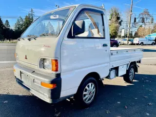 1995 Mitsubishi Minicab 4WD, 2Hi-4Hi-4Lo, PS, 5MT, Like New — White Kei Trucks, photo 2 of 9