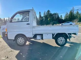 1995 Mitsubishi Minicab 4WD, 2Hi-4Hi-4Lo, PS, 5MT, Like New — White Kei Trucks, photo 3 of 9