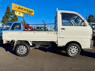 1995 Mitsubishi Minicab 4WD, 2Hi-4Hi-4Lo, PS, 5MT, Like New — White Kei Trucks, photo 7 of 9