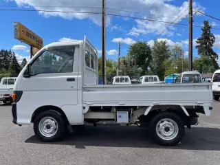 1996 Daihatsu Hi-Jet 4WD, 2Hi-4Hi, 5MT, Like New! — White Kei Trucks, photo 3 of 9