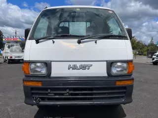 1996 Daihatsu Hi-Jet 4WD, 2Hi-4Hi, 5MT, Like New! — White Kei Trucks, photo 1 of 9