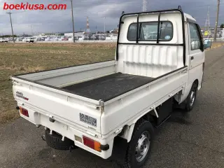 1996 Daihatsu Hijet Mini Truck, Kei Truck - Boeki USA — White 4WD Kei Trucks, photo 4 of 11