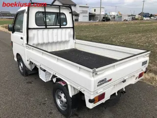 1996 Daihatsu Hijet Mini Truck, Kei Truck - Boeki USA — White 4WD Kei Trucks, photo 3 of 11