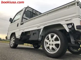 1996 Honda Acty Truck — White 4WD Kei Trucks, photo 5 of 11