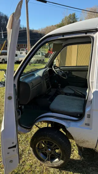 1997 Daihatsu Hi-Jet Is Series — 4WD Kei Trucks, photo 5 of 11