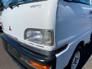 1997 Mitsubishi Minicab VX Special Edition 4WD, 2Hi-4Hi-4Lo, 5MT, PS — White Kei Trucks, photo 9 of 9
