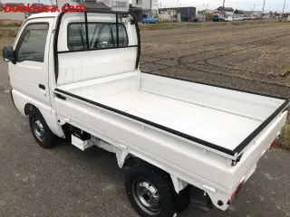 1997 Suzuki Carry Truck — White 4WD Kei Trucks, photo 3 of 11