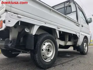 1997 Suzuki Carry Truck — White 4WD Kei Trucks, photo 6 of 11