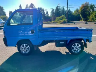 1998 Honda Acty Super Delux RealTime 4WD, Mid-Engine, 5MT — Blue Kei Trucks, photo 4 of 9
