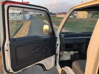 1998 Honda Acty Mini Truck, Kei Truck with AC - Boeki USA — White 4WD Kei Trucks, photo 8 of 11