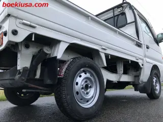 1998 Suzuki Carry Truck — White 4WD Kei Trucks, photo 6 of 11