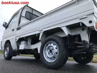 1998 Suzuki Carry Truck — White 4WD Kei Trucks, photo 5 of 11