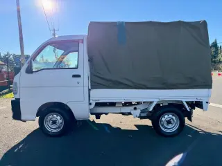 1999 Daihatsu Hi-Jet Canopy EFI DLI 2WD, 5MT, Next Gen — Sophia White Kei Trucks, photo 4 of 9