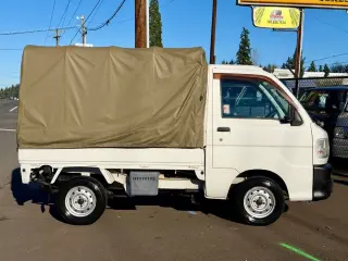 1999 Daihatsu Hi-Jet Canopy EFI DLI 2WD, 5MT, Next Gen — Sophia White Kei Trucks, photo 8 of 9