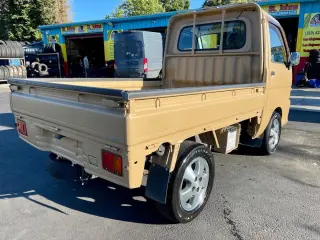 1999 Daihatsu Hi-Jet EFI DLI 4WD, 2Hi-4Hi, 5MT, Custom Paint, 14” Alloys — Tan Kei Trucks, photo 6 of 9