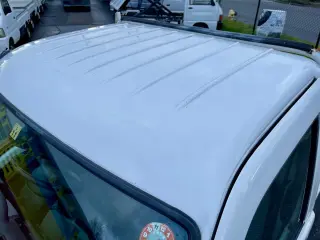 1999 Daihatsu Hi-Jet EFI DLI Twincam 12V 4WD, 2Hi-4Hi, 5MT — Passo White Kei Trucks, photo 9 of 9