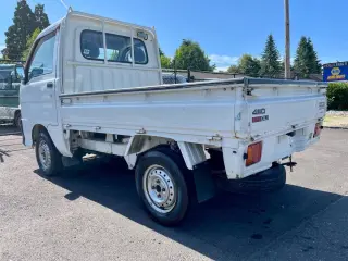 Passo White 1999 Daihatsu Hi-Jet EFI DLI Twincam 4WD, 2Hi-4Hi-4Lo, 5MT, Manual, imported kei truck, stock KTD-0321 (photo 4)