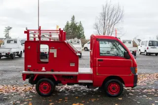 1999 Daihatsu Hi-Jet Fire Fighter 4WD, 2Hi-4Hi-4Lo, 5MT — Red Kei Trucks, photo 7 of 9