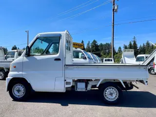 1999 Mitsubishi Minicab EFI 4WD, 2Hi-4Hi-4Lo, 5MT, PS, Next Gen — White Kei Trucks, photo 3 of 9
