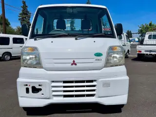 1999 Mitsubishi Minicab EFI 4WD, 2Hi-4Hi-4Lo, 5MT, PS, Next Gen — White Kei Trucks, photo 1 of 9