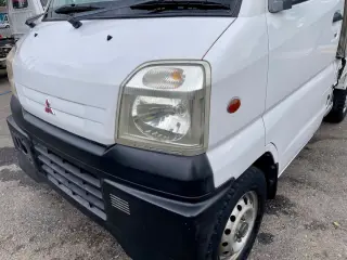 1999 Mitsubishi Minicab EFI Canopy 4WD, 2Hi-4Hi-4Lo, PS, AC, 5MT — White Diamond Metallic Kei Trucks, photo 9 of 9