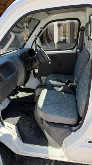 1999 Suzuki Carry DB52TAutomatic • 4WD • Air Conditioning — 4WD Kei Trucks, photo 10 of 11