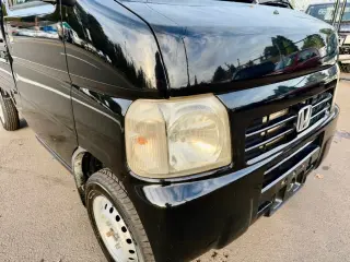 2000 Honda Acty Attack EFI 4WD, AC, PS, 5MT, Airbag, Diff Lock — Black Kei Trucks, photo 8 of 9