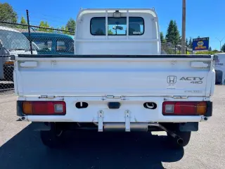 2000 Honda Acty EFI AWD, Mid-Engine, 5MT, Airbag, PS, Next Gen — White Kei Trucks, photo 5 of 9