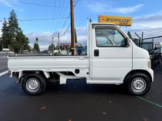 2000 Honda Acty EFI RealTime 4WD, PS, AC, Airbag, 5MT — Taffeta White Kei Trucks, photo 8 of 9