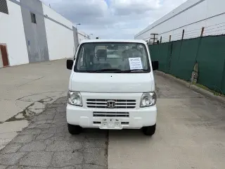 In CA - White Honda ACTY - 2000 — White 4WD Kei Trucks