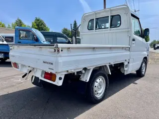 2000 Mitsubishi Minicab EFI 4WD, 2Hi-4Hi-4Lo, PS, AC, 5MT — Calgary White Kei Trucks, photo 6 of 9