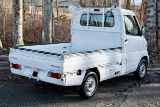 2000 Mitsubishi Minicab Special Edition 4WD, 2Hi-4Hi-4Lo, PS, AC, 5MT — Passo White Kei Trucks, photo 6 of 9
